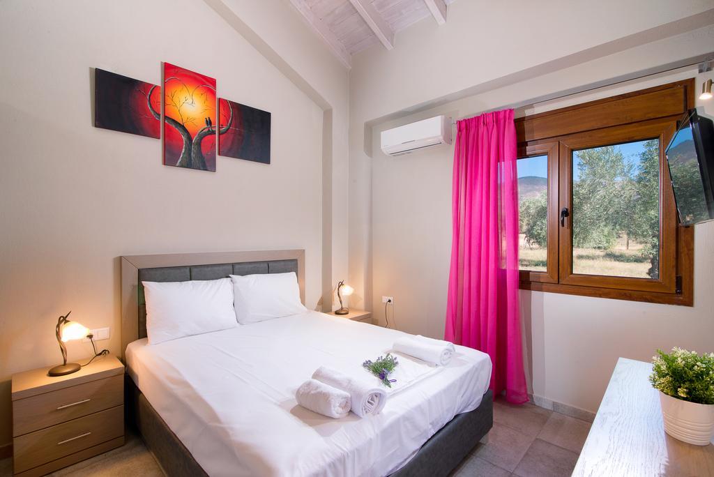 Olive Land Villas Limenaria  Zimmer foto